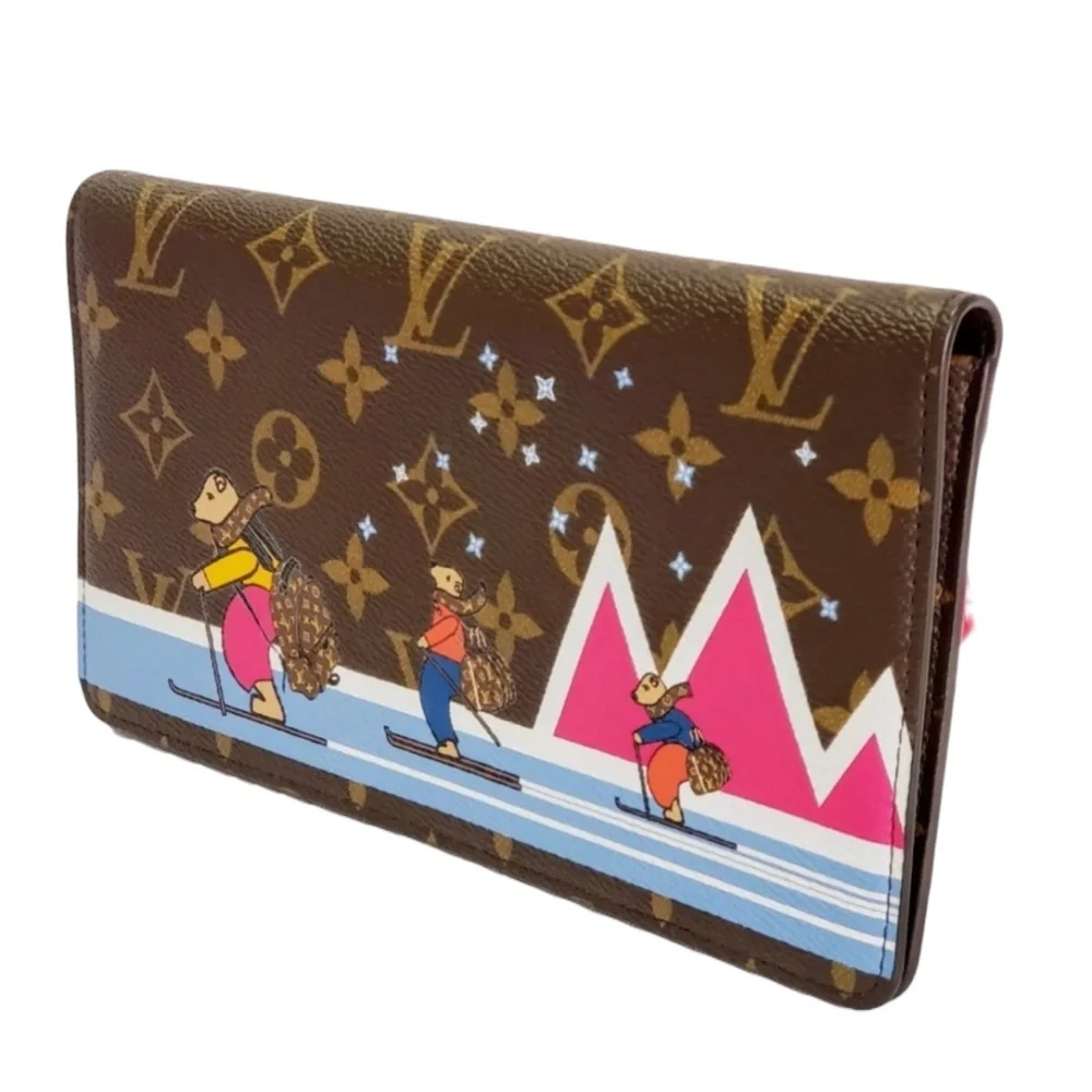 Louis Vuitton Limited Edition Weekend Animation Pochette Monogram Crossbody Bag - Picture 2 of 12